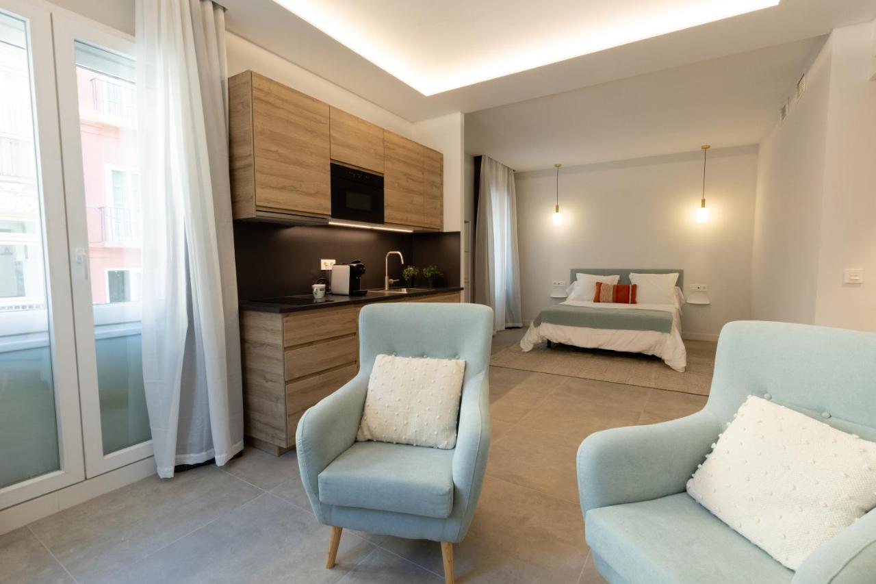 Diana Suites 23 Малага Экстерьер фото