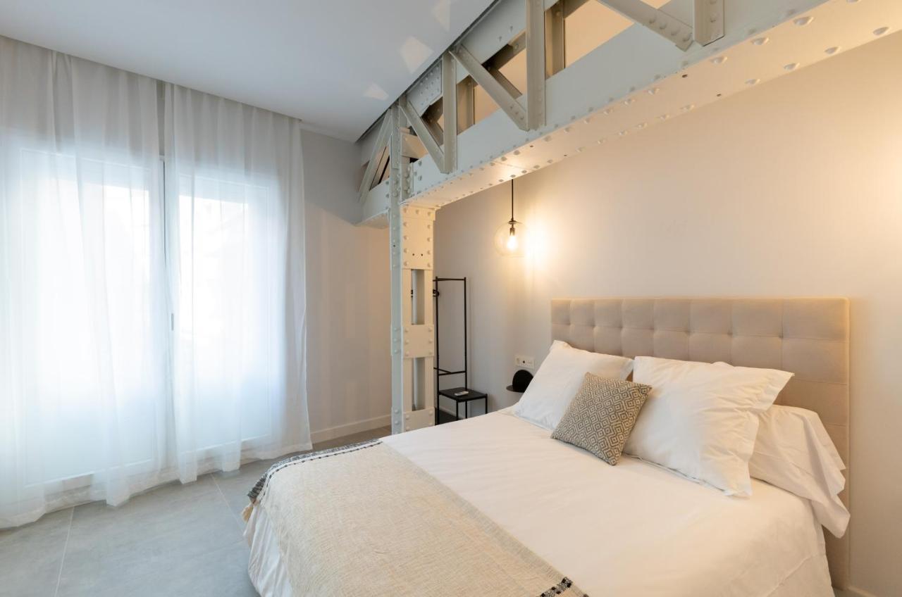 Diana Suites 23 Малага Экстерьер фото