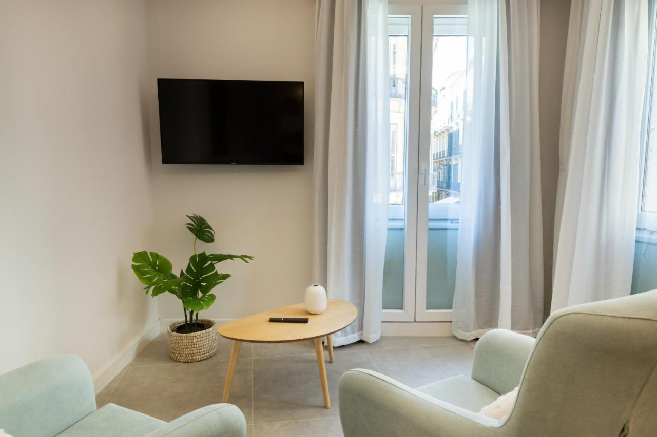 Diana Suites 23 Малага Экстерьер фото