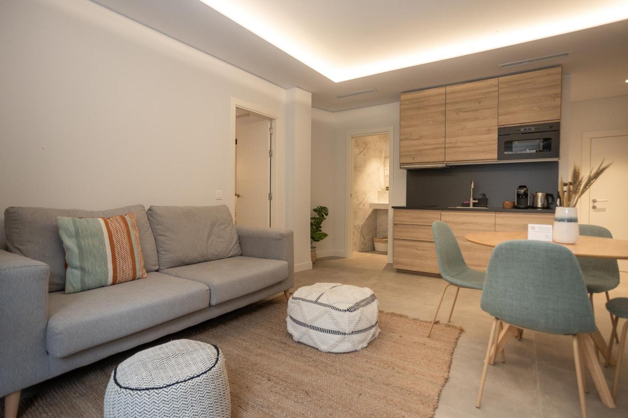Diana Suites 23 Малага Экстерьер фото
