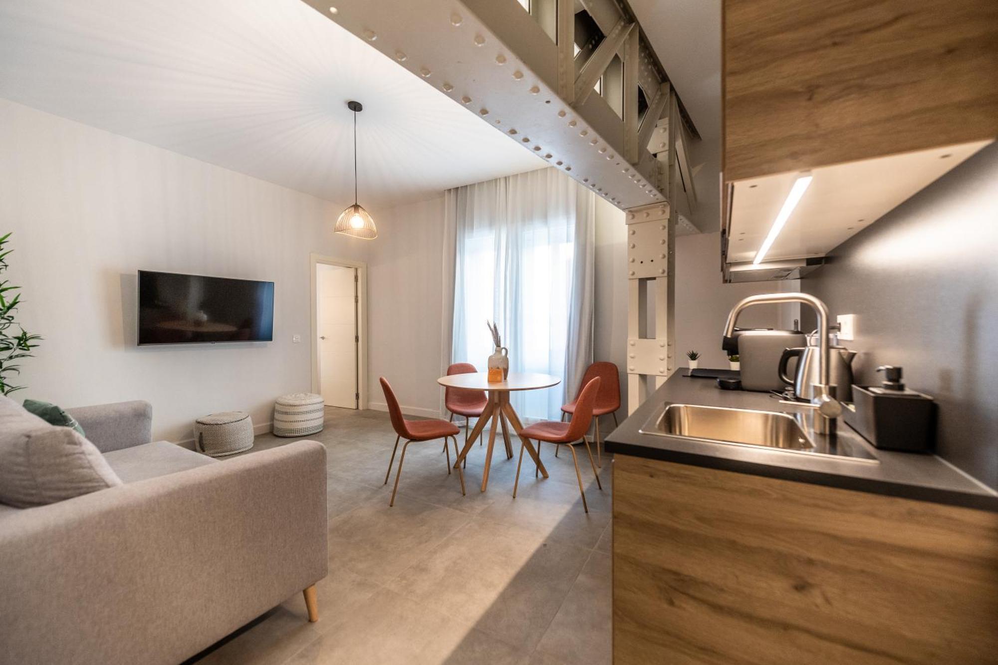 Diana Suites 23 Малага Экстерьер фото