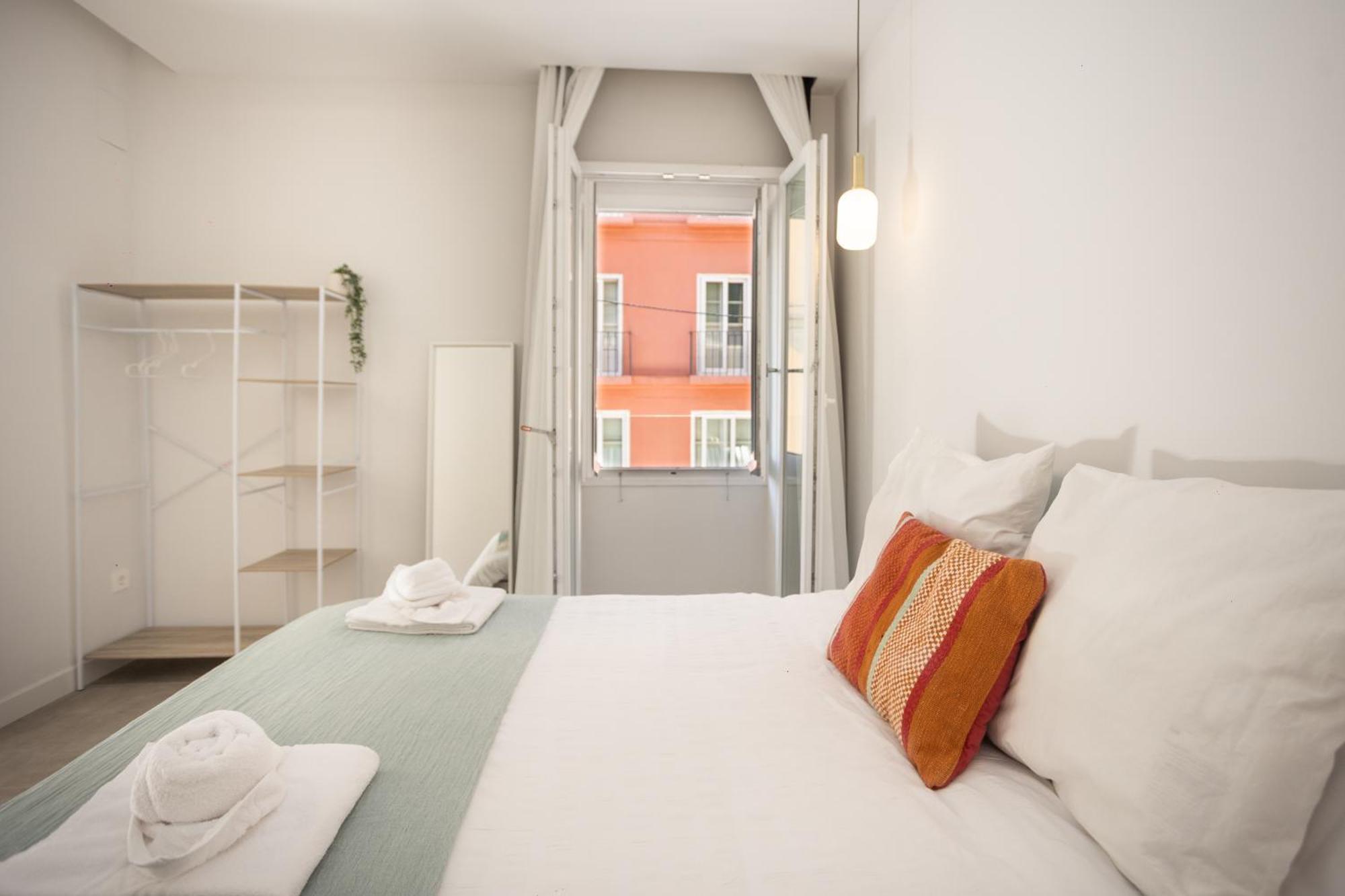 Diana Suites 23 Малага Экстерьер фото
